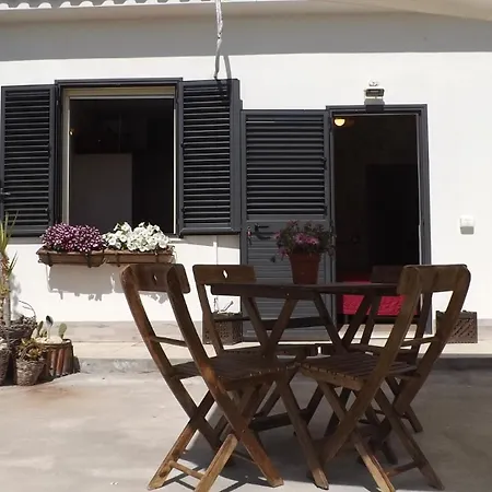 Beb Nonno Baffo 4* Авола