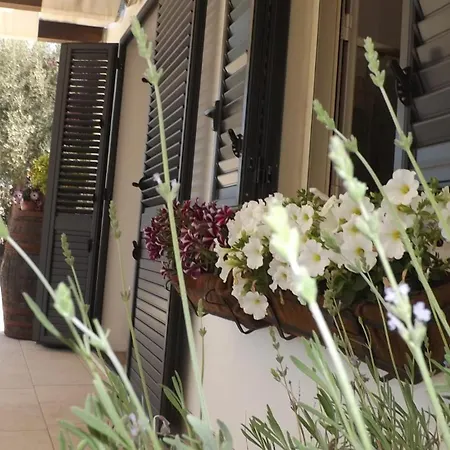 Beb Nonno Baffo Bed & Breakfast *
