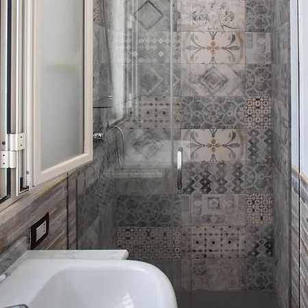 Beb Nonno Baffo 아볼라